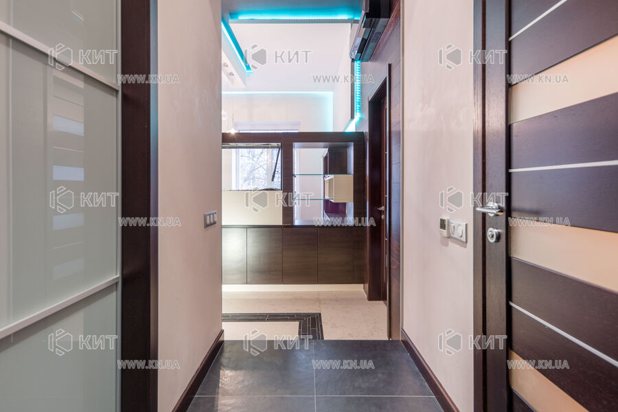 Продаж квартири Харків, Наукова, 142.7м²