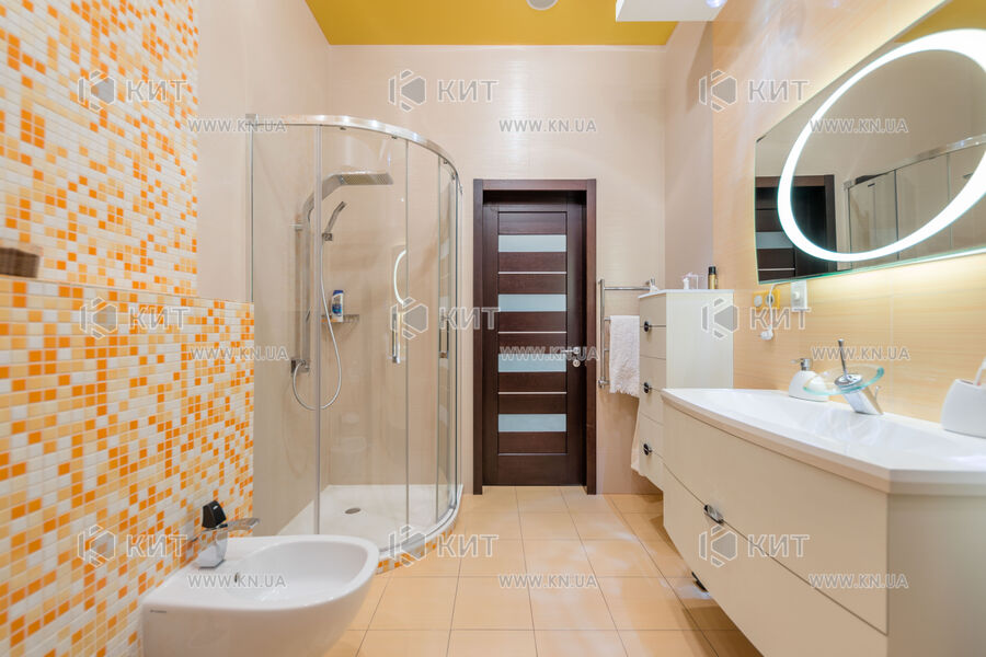 Продаж квартири Харків, Наукова, 142.7м²
