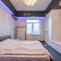 Продаж квартири Харків, Наукова, 142.7м²