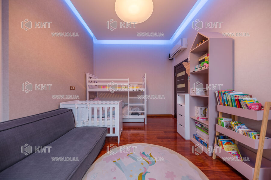 Продаж квартири Харків, Наукова, 142.7м²