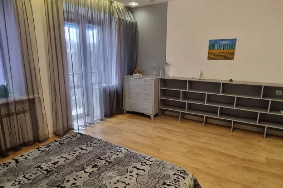Продажа квартиры Харьков, Гагарина, Спортивная, Защитников, 45м²