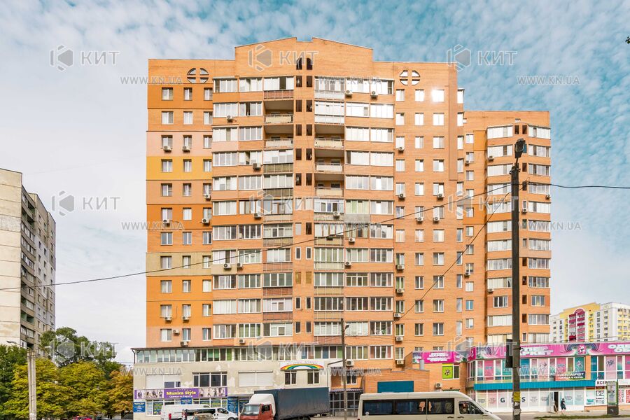 Продаж квартири Харків, Салтівка, 605 мрн., 100м²
