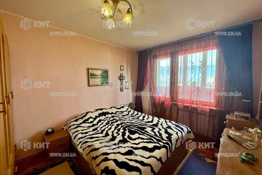 Продажа квартиры Харьков, Алексеевка, 65м²