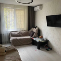 Продажа квартиры Харьков, Гагарина, Спортивная, Защитников, 65м²