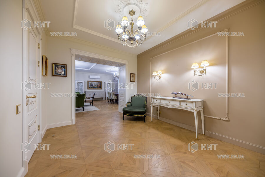 Продажа квартиры Харьков, Центр, 200м²