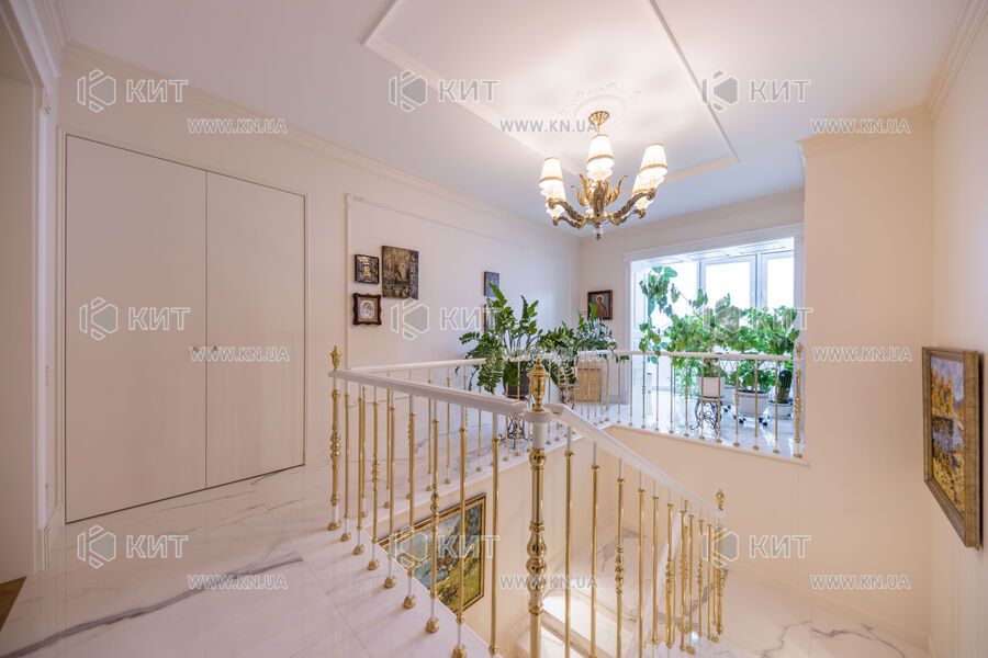 Продажа квартиры Харьков, Центр, 200м²