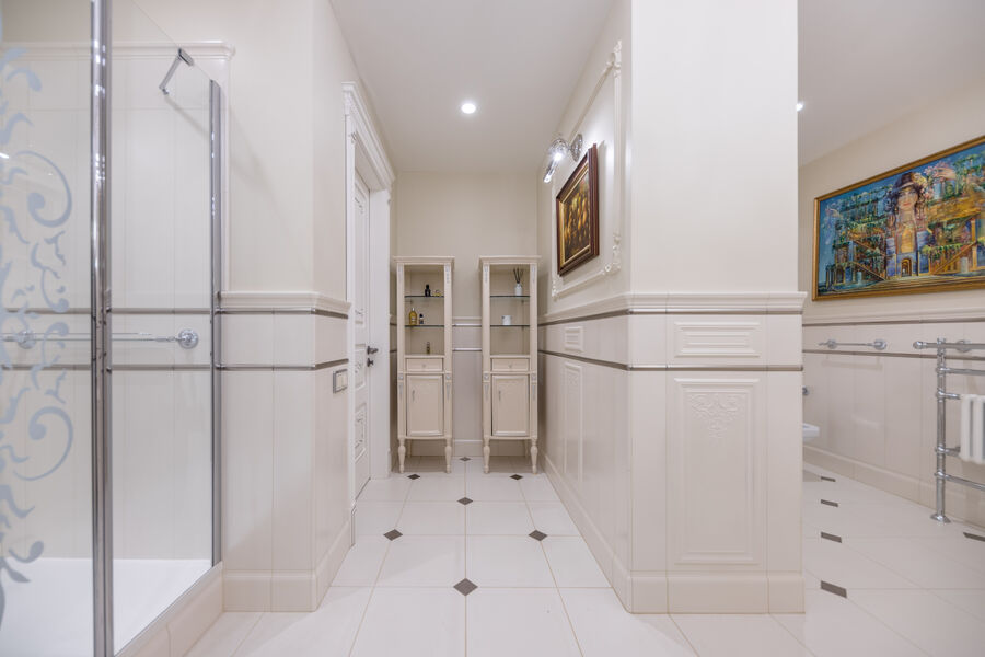 Продажа квартиры Харьков, Центр, 200м²