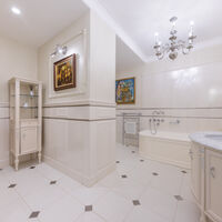 Продажа квартиры Харьков, Центр, 200м²
