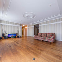 Продаж квартири Харків, Центр, 217м²