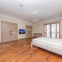 Продаж квартири Харків, Центр, 217м²