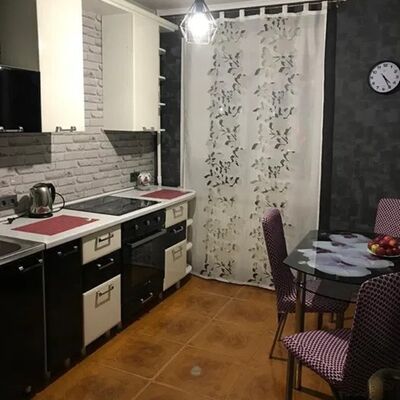 Продажа 	 Харьков,  Морозова ул.   32