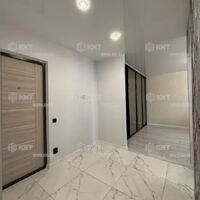 Продаж квартири Харків, ХТЗ, Рогань, 56м²