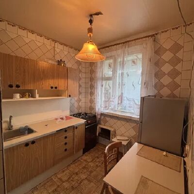 Продажа 	 Харьков,  Плиточная ул.   50