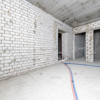 Продаж квартири Харків, ХТЗ, Рогань, 81.97м²