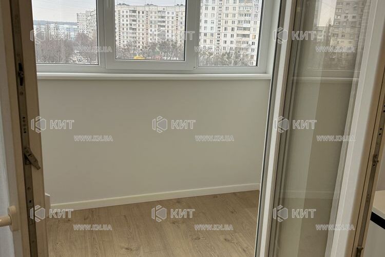 Продаж квартири Харків, Олексіївка, 56м²