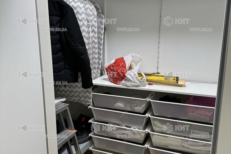 Продаж квартири Харків, Олексіївка, 56м²