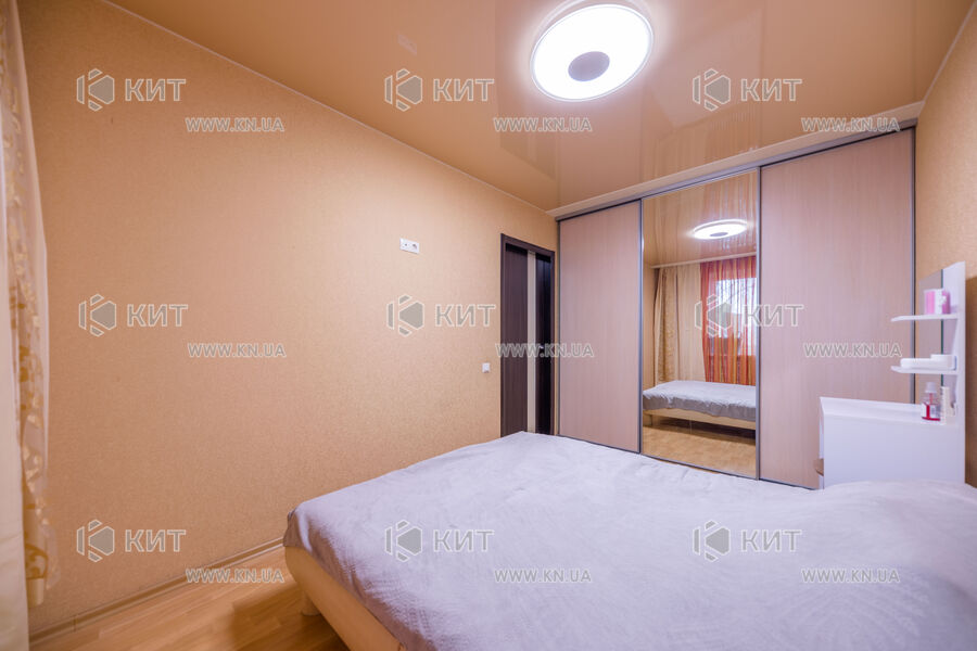 Продажа квартиры Харьков, Алексеевка, 52м²