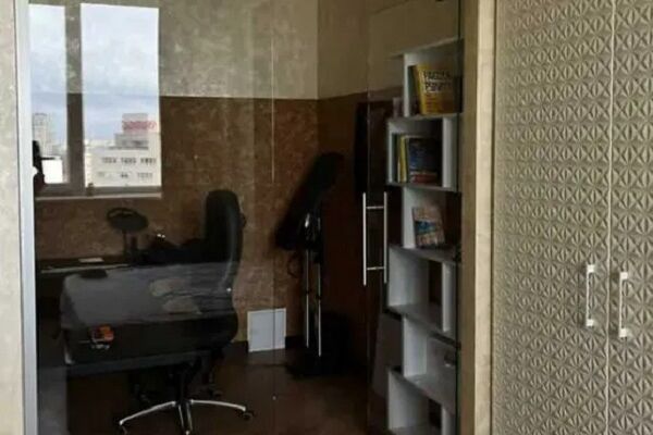 Продаж квартири Харків, Павлове Поле, 110м²