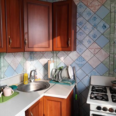 Продажа 	 Харків,  Валентинівьска (Блюхера) вул.   35/81