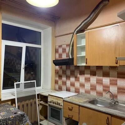 Продажа 	 Харків,  Чернишевська вул.   1