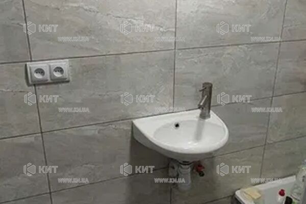 Продаж квартири Харків, Гагаріна, Спортивна, Захисників, 17м²