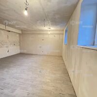 Продаж квартири Харків, ХТЗ, Рогань, 33.6м²