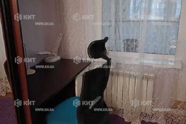 Продаж квартири Харків, ХТЗ, Рогань, 65м²