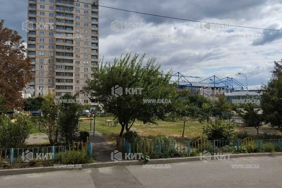 Продаж квартири Харків, Гагаріна, Спортивна, Захисників, 53м²