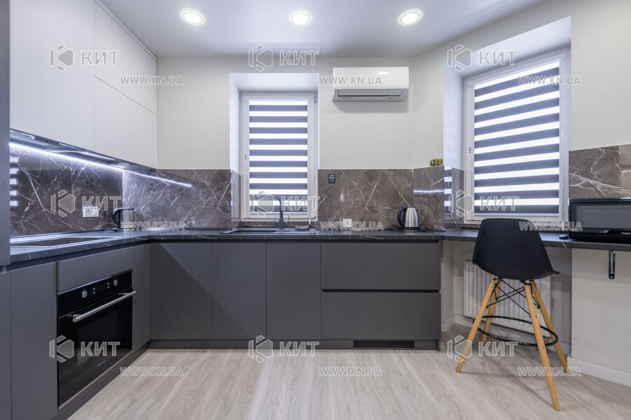Продажа квартиры Харьков, Сокольники, 100м²