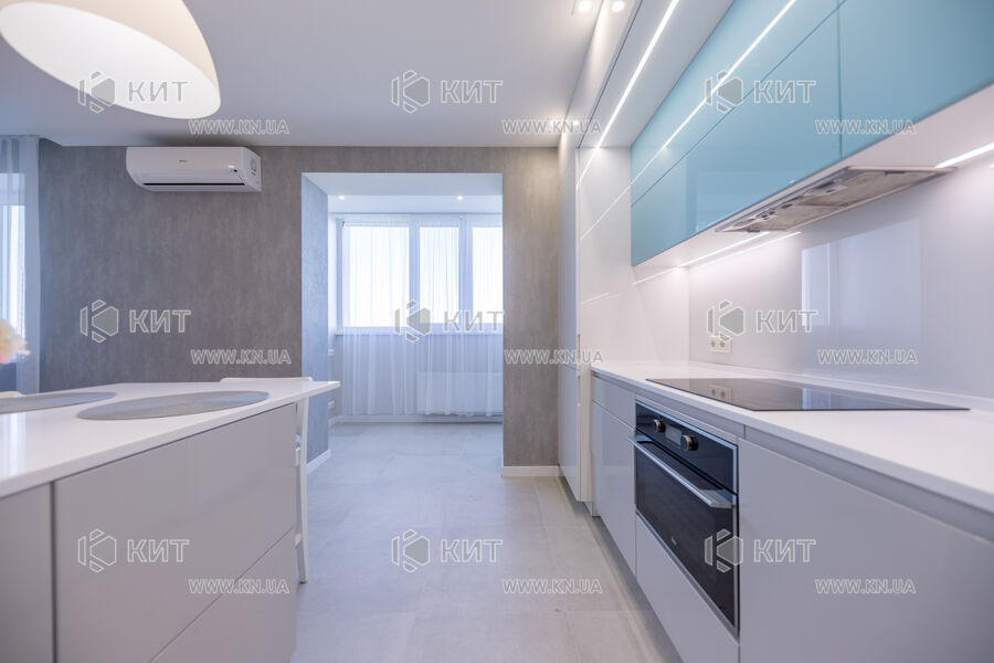 Продаж квартири Харків, Олексіївка, 106.2м²