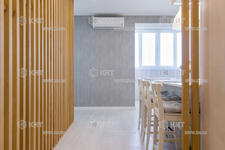 Продаж квартири Харків, Олексіївка, 106.2м²