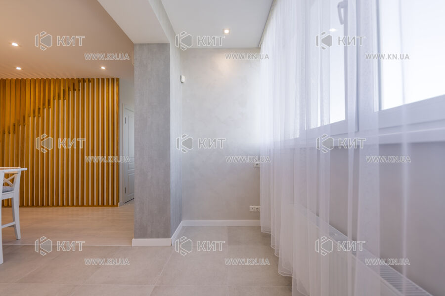 Продаж квартири Харків, Олексіївка, 106.2м²