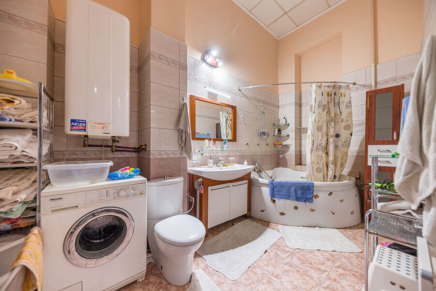 Продажа квартиры Харьков, Центр, 155м²