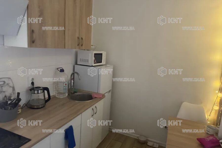 Продаж квартири Харків, Салтівка, 20м²