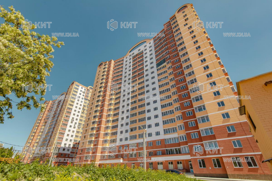 Продаж квартири Харків, Олексіївка, 100м²