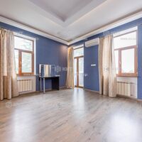 Продаж квартири Харків, Центр, 106м²