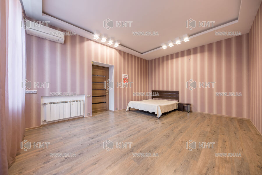 Продаж квартири Харків, Центр, 106м²