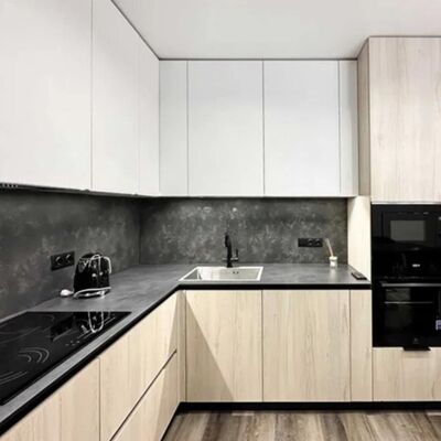 Продажа 	 Харьков, Дом с ротондами Сухумская ул.   11