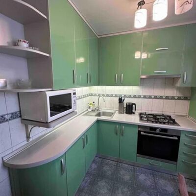 Продажа 	 Харьков,  Байрона (Героев Сталинграда) пр.   1А