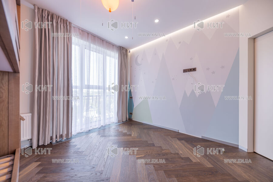 Продаж квартири Харків, Центр, 140м²