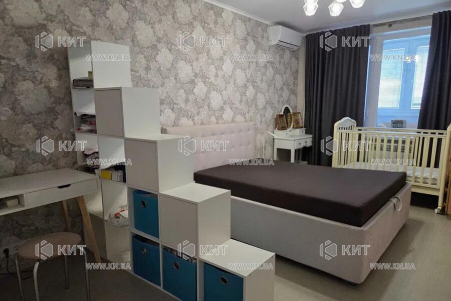 Продажа квартиры Харьков, Гагарина, Спортивная, Защитников, 65м²