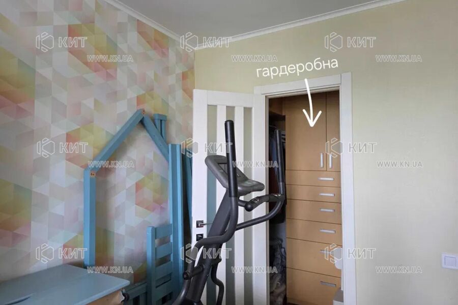 Продажа квартиры Харьков, Гагарина, Спортивная, Защитников, 65м²