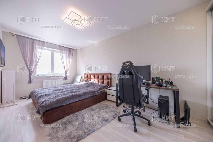 Продажа квартиры Харьков, Алексеевка, 42м²