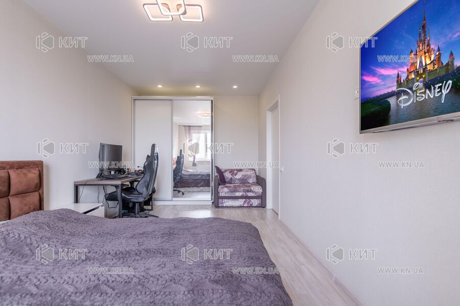 Продажа квартиры Харьков, Алексеевка, 42м²