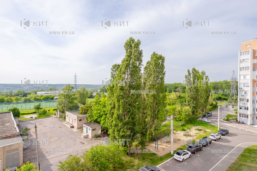 Продажа квартиры Харьков, Алексеевка, 42м²