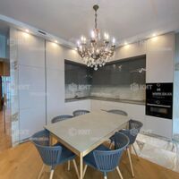 Продаж квартири Харків, Клочківська, 98м²