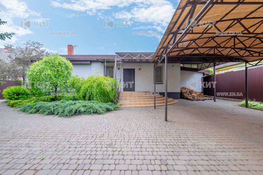 Продажа дома Южный, Центр, 240м²