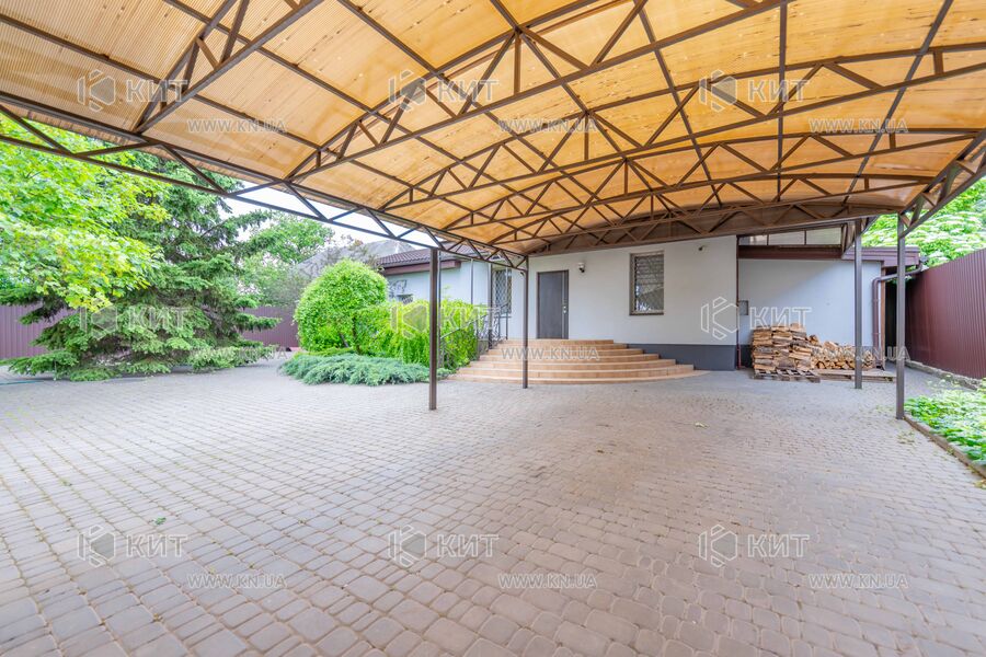 Продажа дома Южный, Центр, 240м²