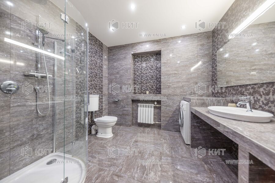 Продажа дома Южный, Центр, 240м²