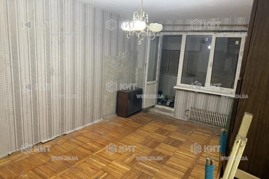Продаж квартири Харків, ХТЗ, Рогань, 40м²